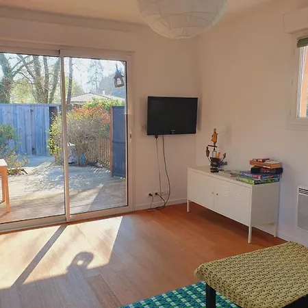 Apartment Au Calme, Entre Et Ocean